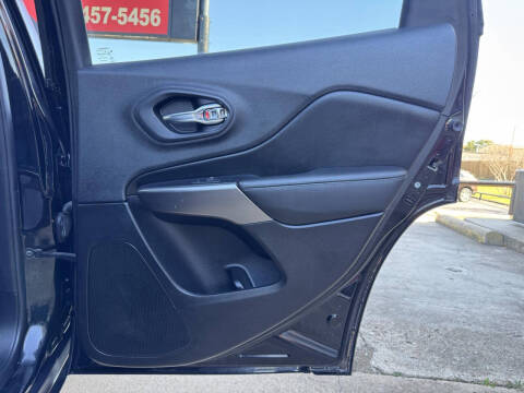 2020 Jeep Cherokee Latitude