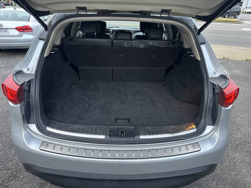 2011 Infiniti FX35
