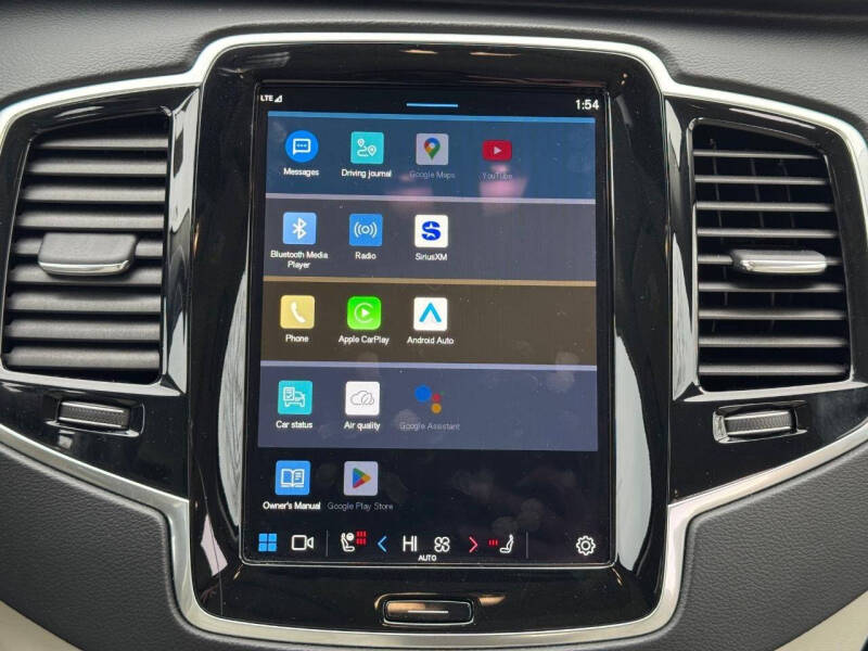 2023 Volvo XC90 Recharge T8 Ultimate Bright Theme 6P