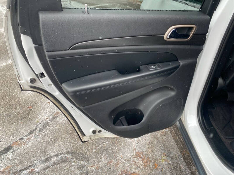 2017 Jeep Grand Cherokee Laredo