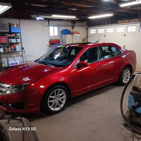 2011 Ford Fusion for sale at Ideal Auto Sales, Inc. in Waukesha WI