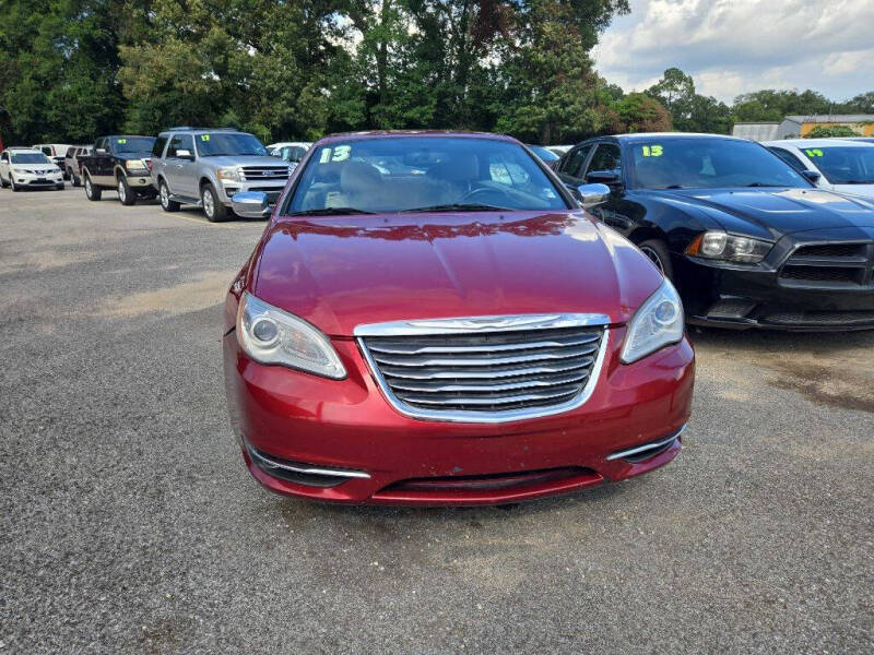 2013 Chrysler 200 Limited