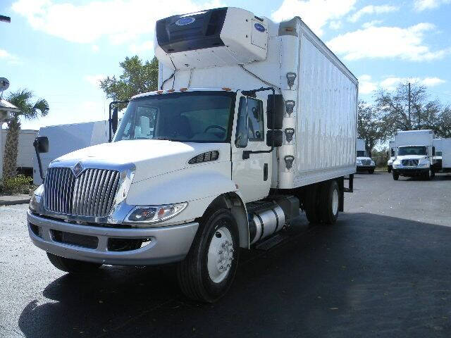 2016 International DuraStar 4300 for sale at Longwood Truck Center Inc in Sanford FL