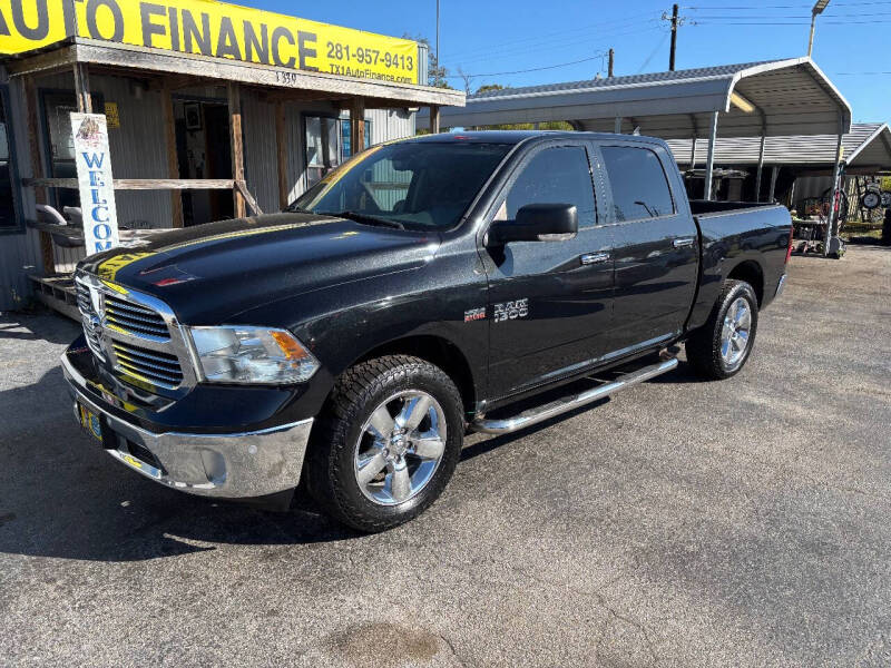 2016 RAM 1500 SLT