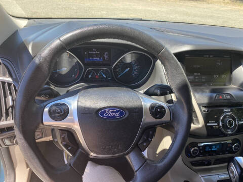 2012 Ford Focus SEL