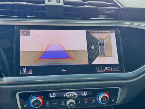 2021 Audi Q3 quattro Premium Plus 40 TFSI