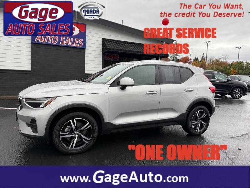 2023 Volvo XC40 B5 Core