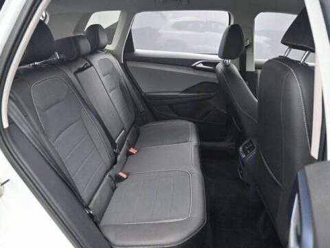 2024 Volkswagen Taos SE 4Motion