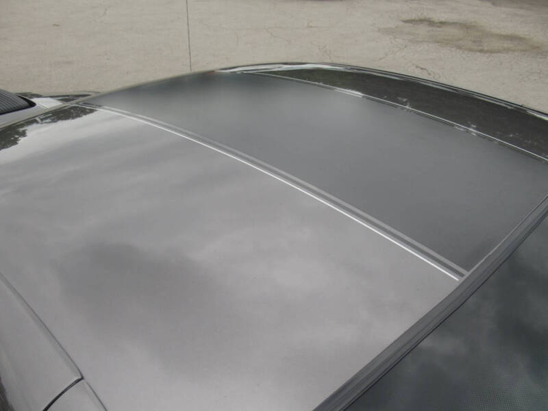 2004 Ford Mustang Mach 1 Premium