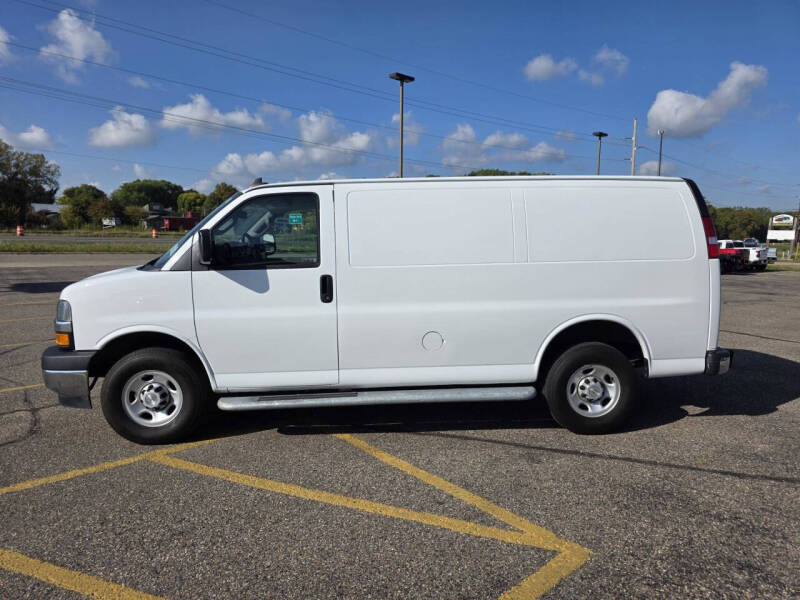 2023 Chevrolet Express 2500