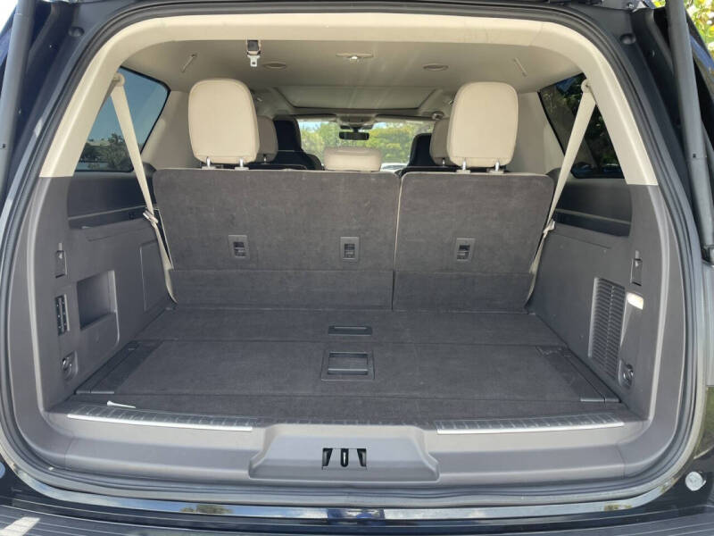 2022 Lincoln Navigator L Reserve