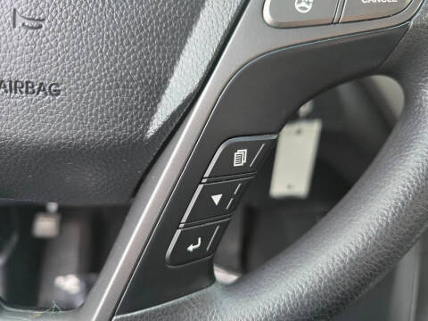 2016 Hyundai Santa Fe SE