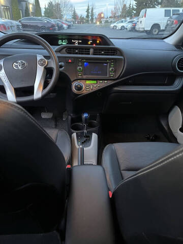 2012 Toyota Prius c Four