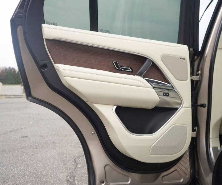 2023 Land Rover Range Rover P400 SE