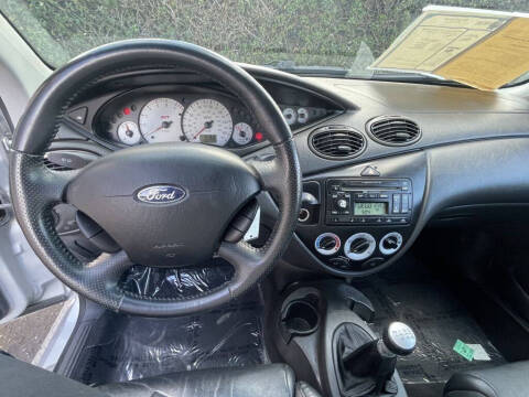 2004 Ford Focus SVT