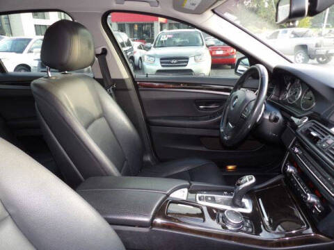 2016 BMW 5 Series 528i