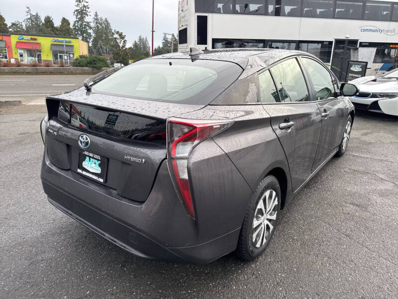 2016 Toyota Prius Two Eco