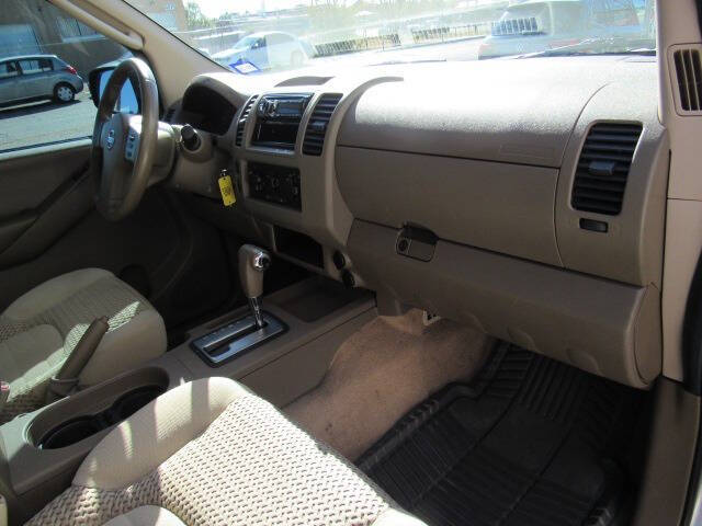 2006 Nissan Frontier SE