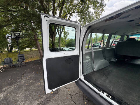 2006 Ford E-Series E-350 SD XL