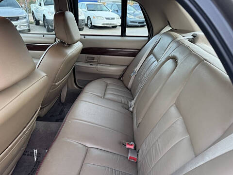 2003 Mercury Grand Marquis GS
