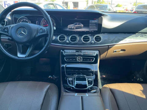 2017 Mercedes-Benz E-Class E 300 4MATIC