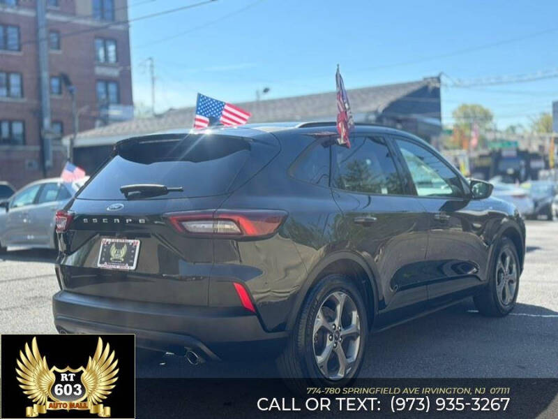 2025 Ford Escape ST-Line