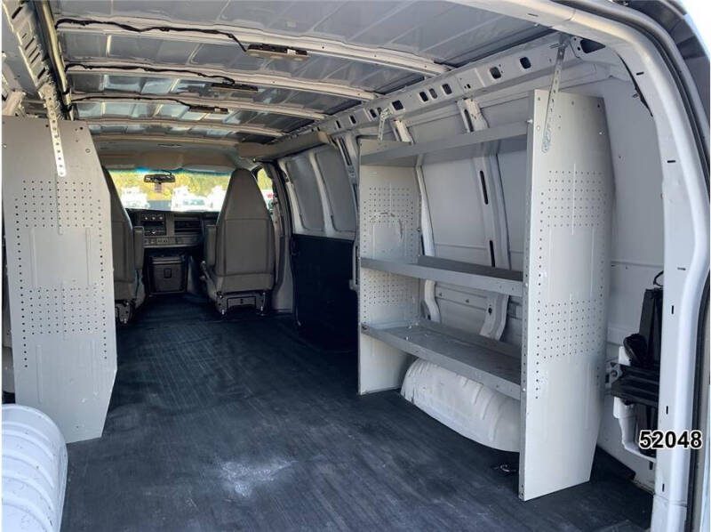 2023 Chevrolet Express 2500