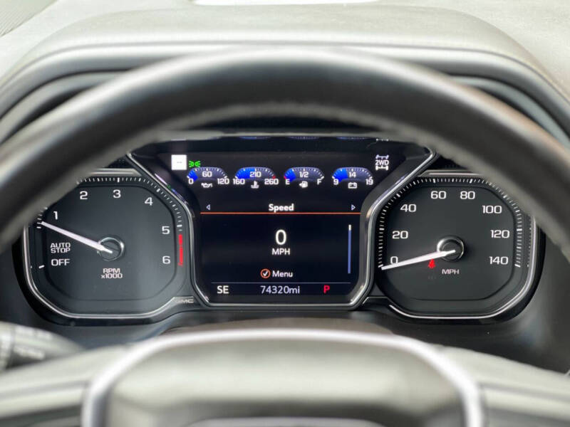 2021 GMC Yukon SLT