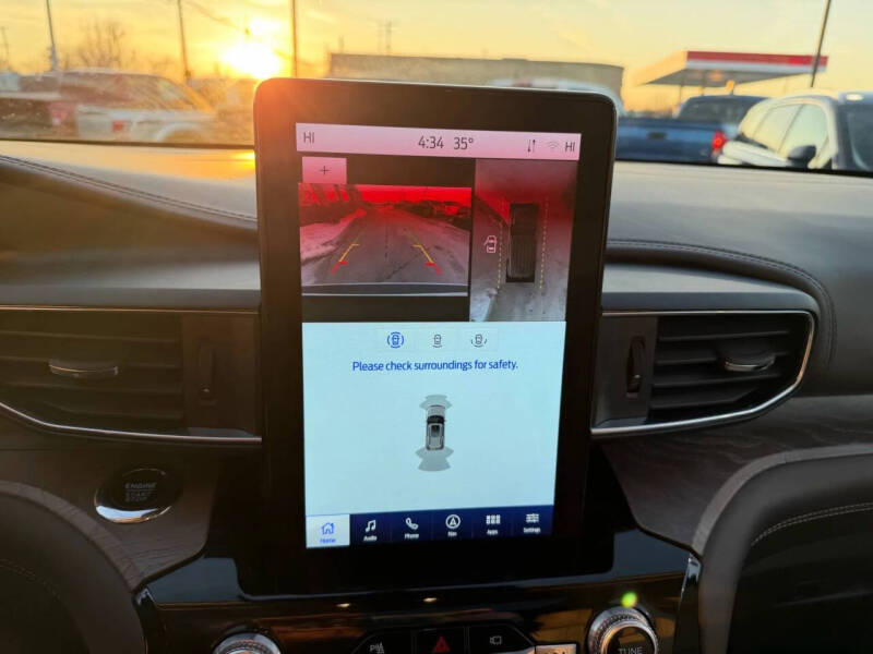 2023 Ford Explorer Platinum