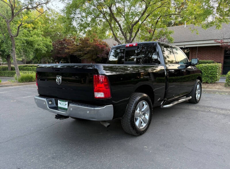 2015 RAM 1500 SLT