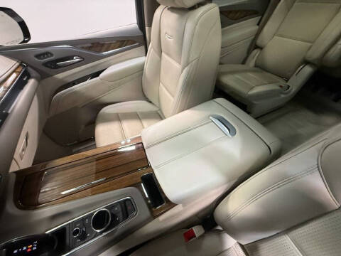 2021 Cadillac Escalade ESV Sport Platinum