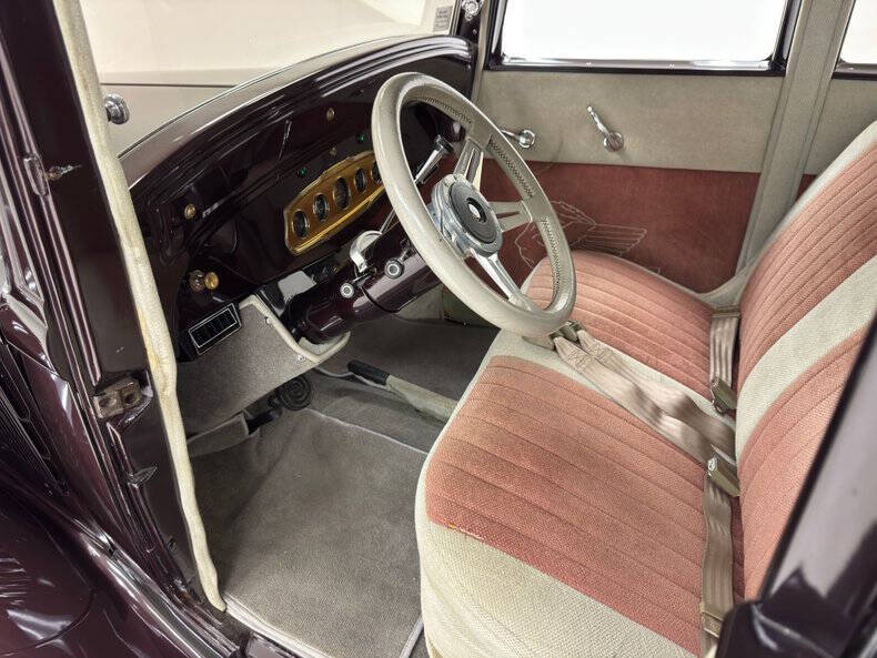 1932 Plymouth Deluxe