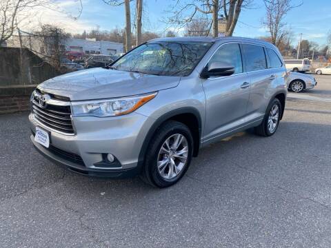 2015 Toyota Highlander for sale at ANDONI AUTO SALES in Worcester MA