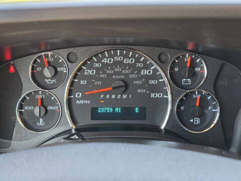 2023 Chevrolet Express 2500