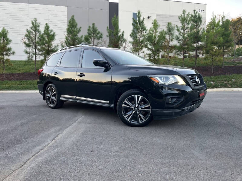 2017 Nissan Pathfinder Platinum