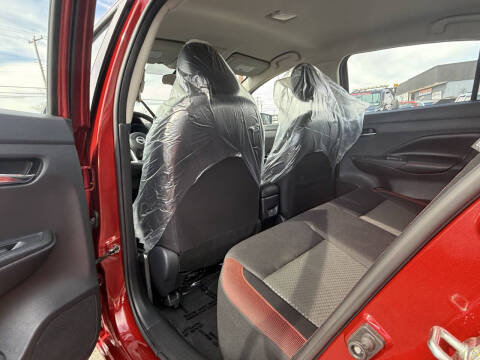 2024 Nissan Versa SR