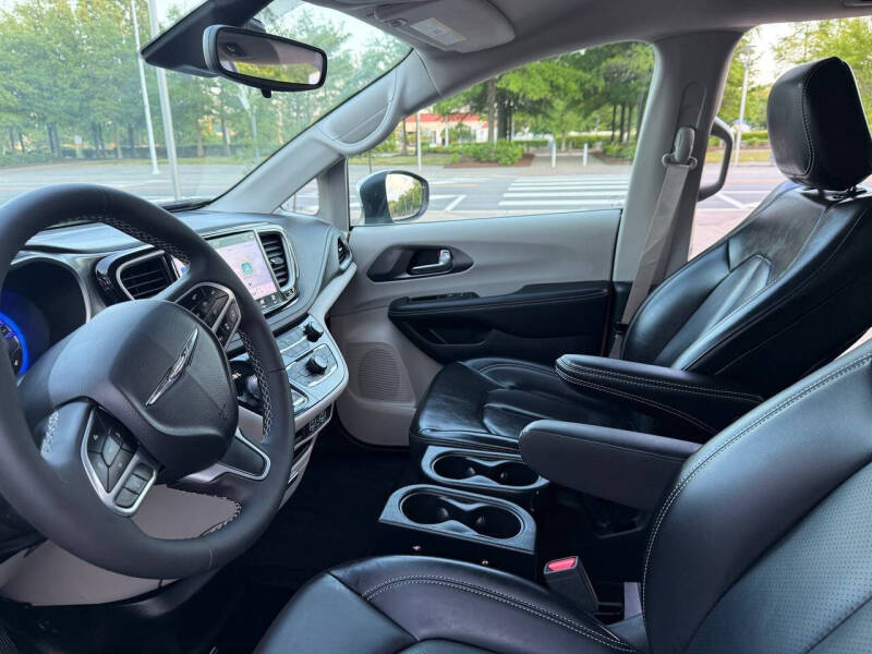2023 Chrysler Pacifica Touring L