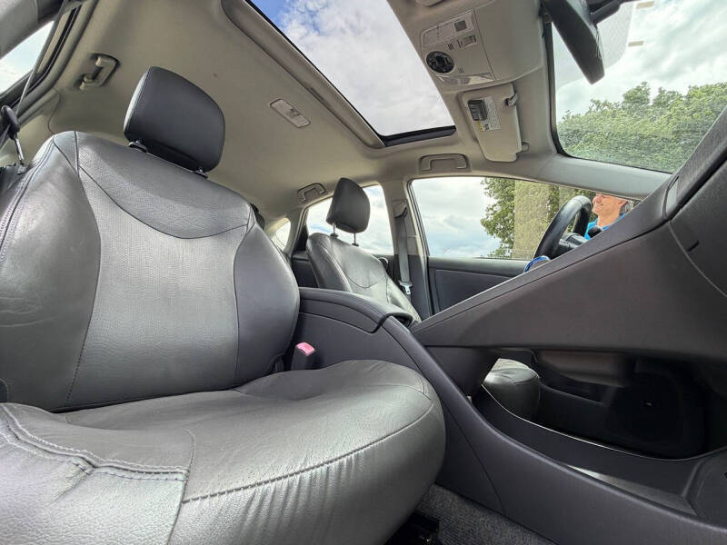 2011 Toyota Prius Four