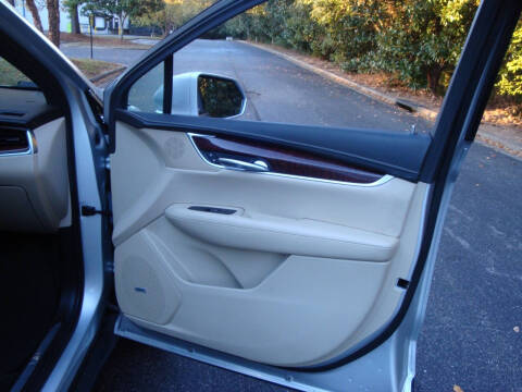 2018 Cadillac XT5 Premium Luxury