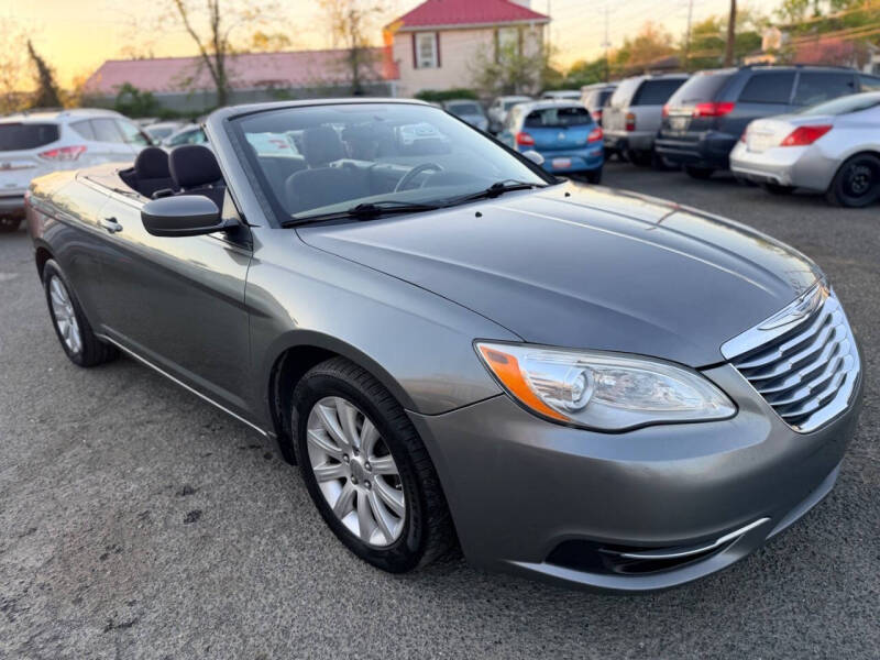 2013 Chrysler 200 Touring
