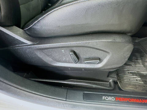 2022 Ford Edge ST