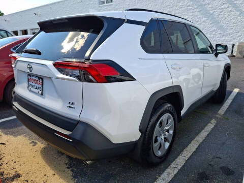 2021 Toyota RAV4 LE