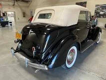 1936 Ford Deluxe