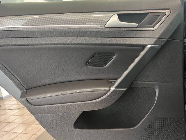 2017 Volkswagen Golf Alltrack