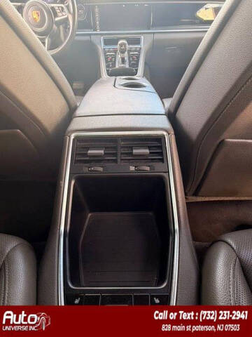 2017 Porsche Panamera