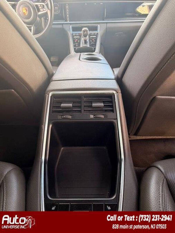 2017 Porsche Panamera