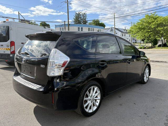 2013 Toyota Prius v