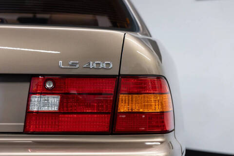 1998 Lexus LS 400