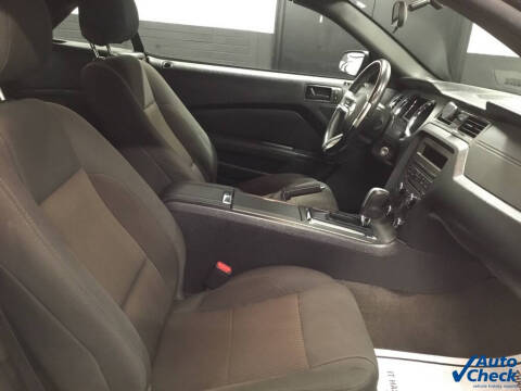 2014 Ford Mustang V6