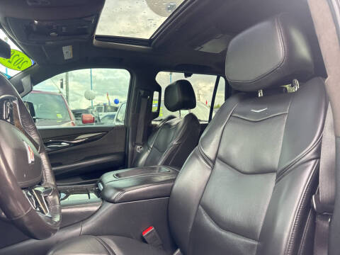 2020 Cadillac Escalade Platinum